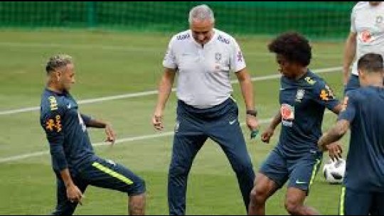 Neymar Returns to Brazil Training After Injury Scare, Fit for