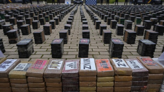 Spain Police Seize Huge Quantity Of Cocaine In Shipping Containers ...